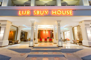 Отель Lub Sbuy House Hotel - SHA  Phuket